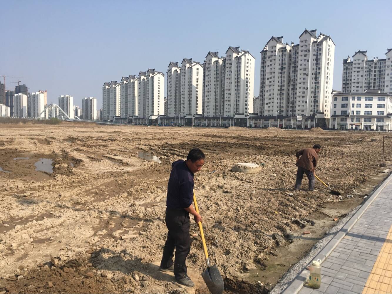 山阳湖幼学一时围墙施工.jpg 山阳湖幼学一时围墙施工.jpg